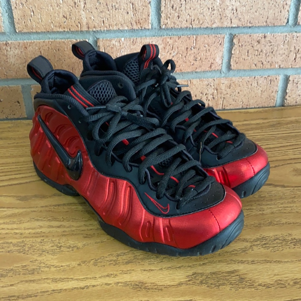 Men’s Nike Air Foamposite Pro ‘University